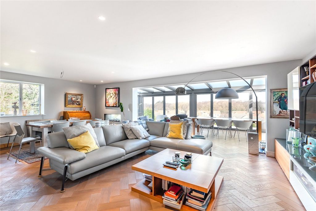 Property photo 2 of 15 Reception Room