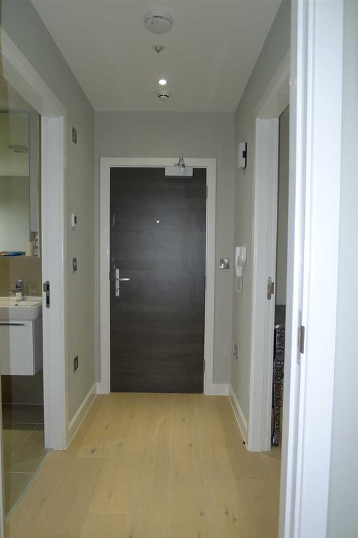 Property photo 3 of 10 Hallway