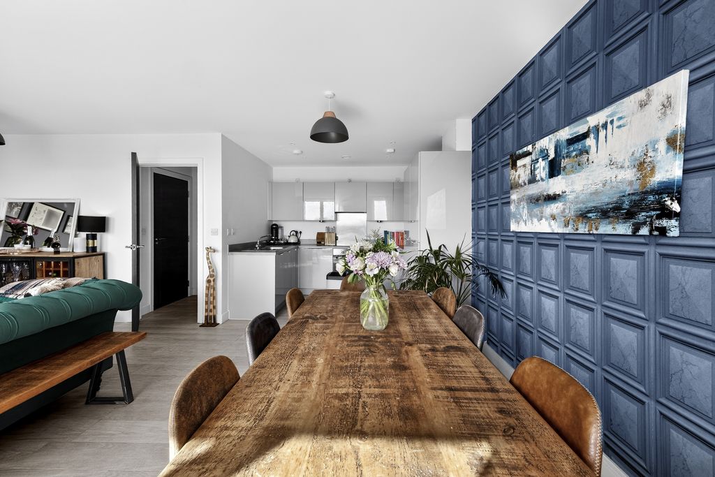 Property photo 3 of 20 Open Plan Living