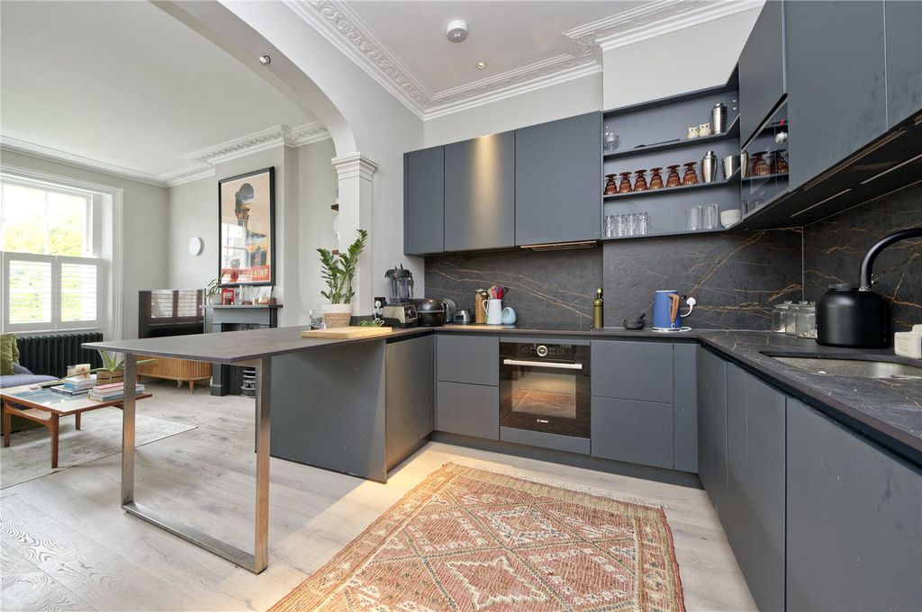 Property photo 2 of 5 A085i00000L96Gaaab_Nho110032_19.Jpg