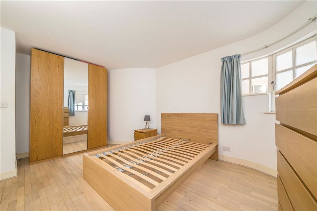 Property photo 3 of 5