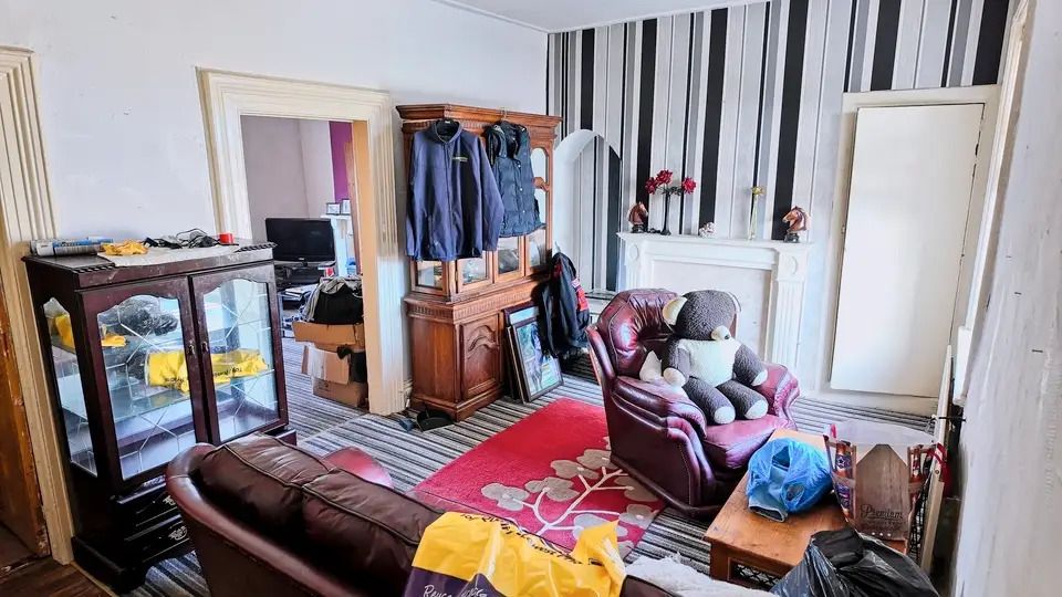 Property photo 2 of 9