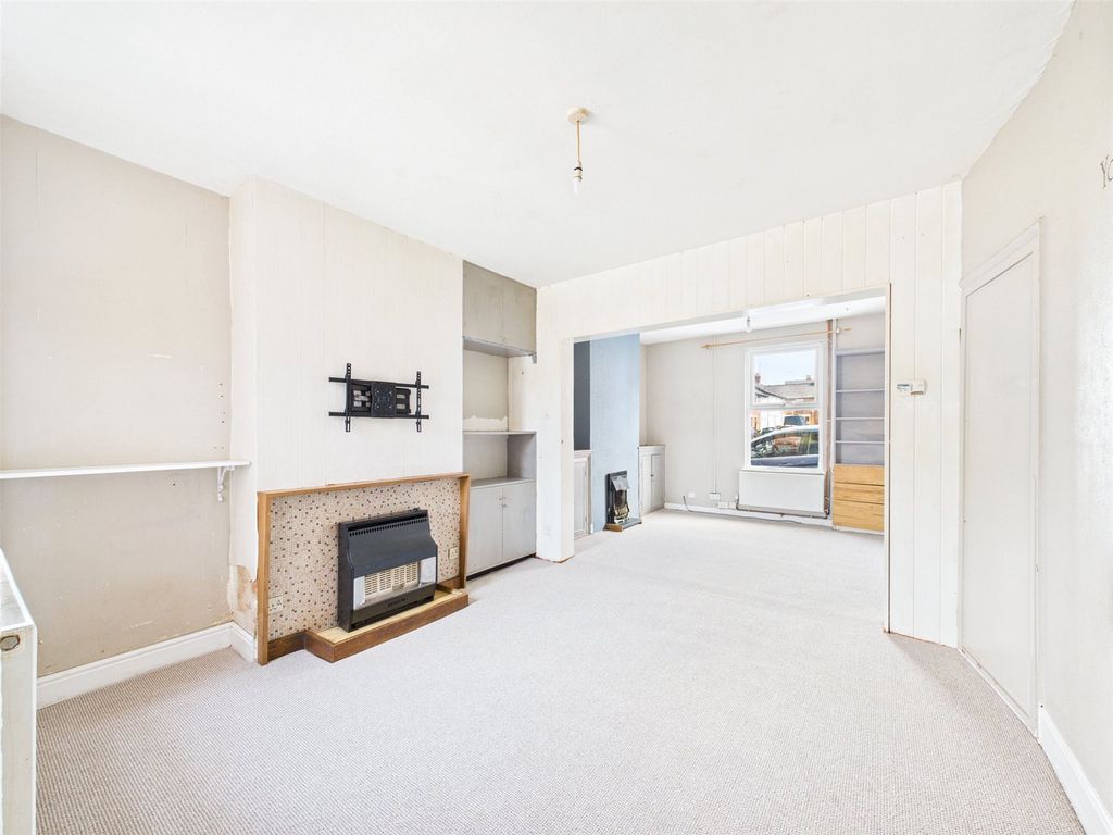 Property photo 2 of 11 Picture No. 01