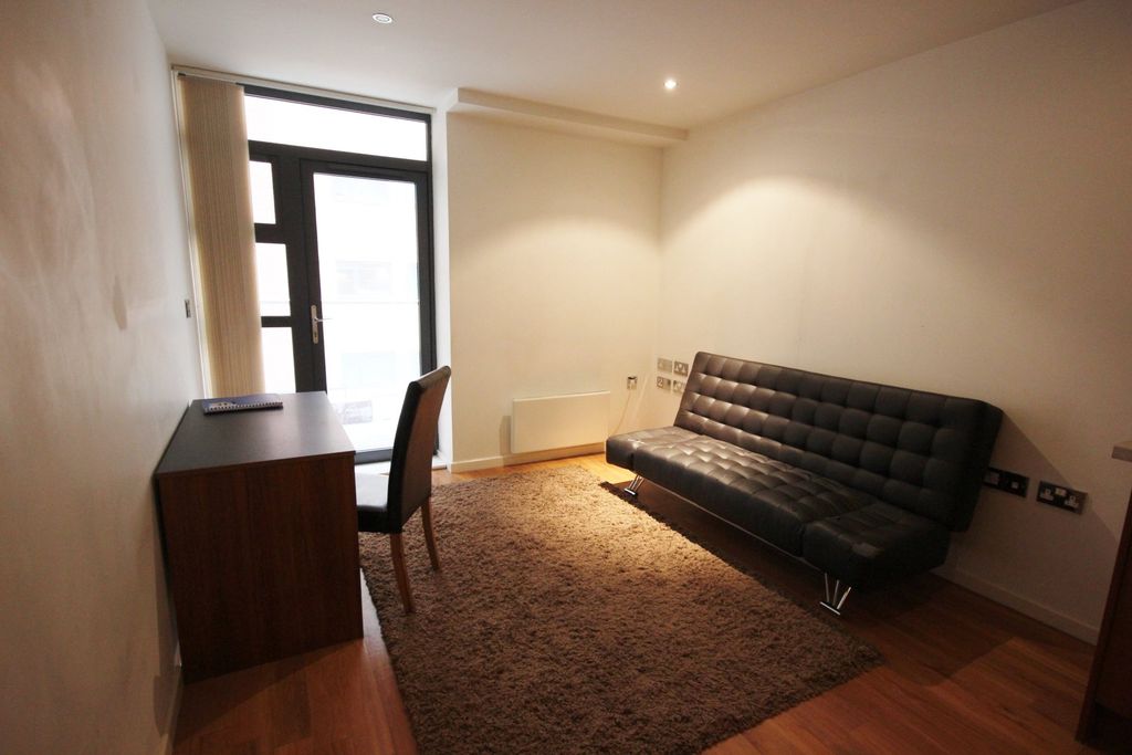 Property photo 2 of 4