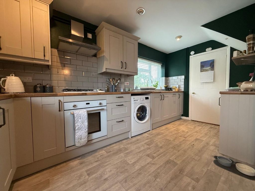 Property photo 2 of 14 11.Jpg