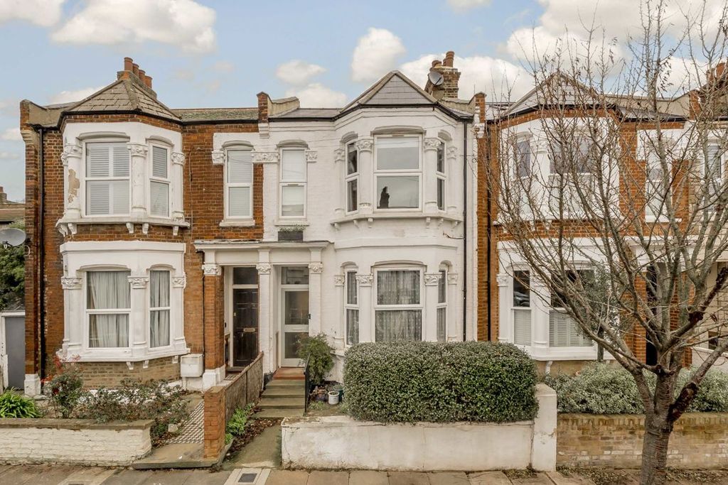 Property photo 1 of 6