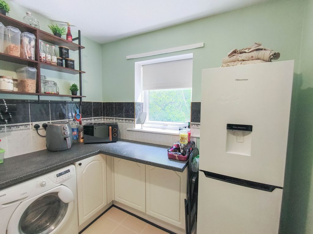 Additional image 6 of 2 bed flat for saleHazelmoor, Hebburn NE31