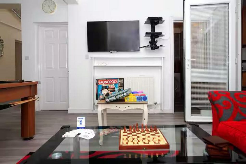 Property photo 2 of 38