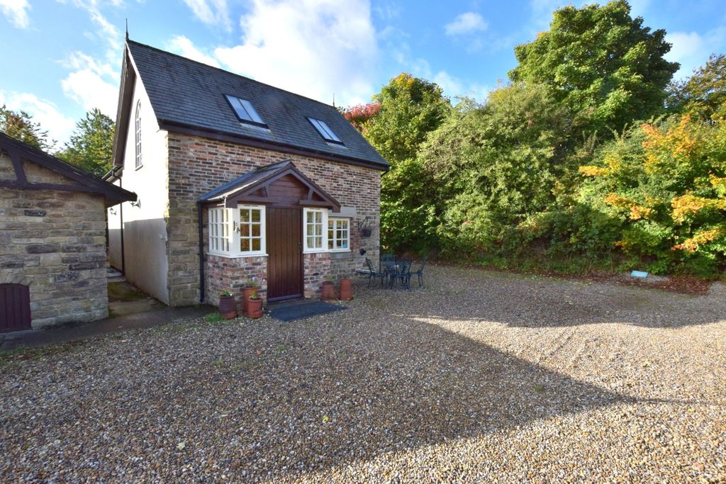 Property photo 1 of 15 External