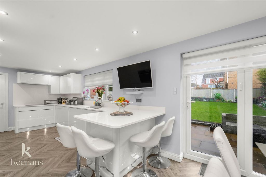 Property photo 3 of 38 Dsc05202.Jpg