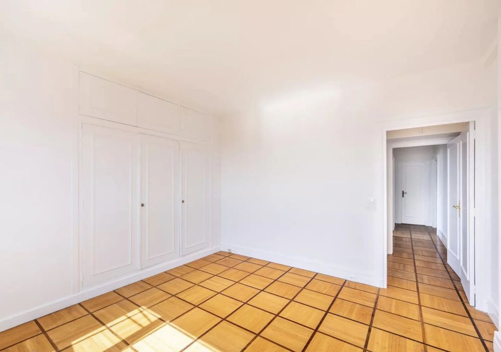Property photo 3 of 3