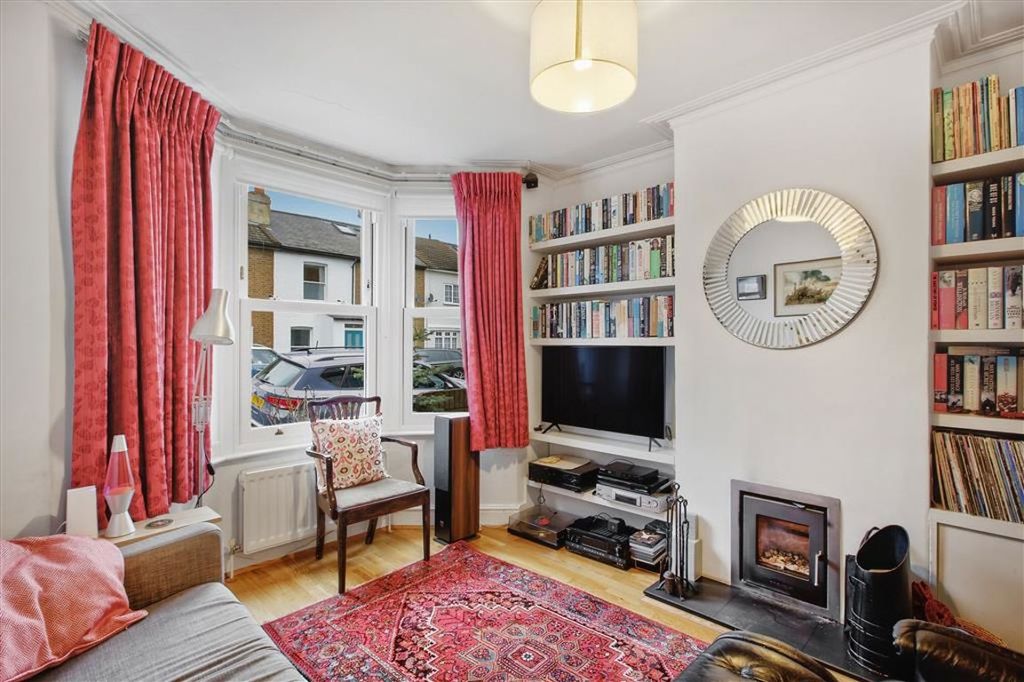 Property photo 2 of 8