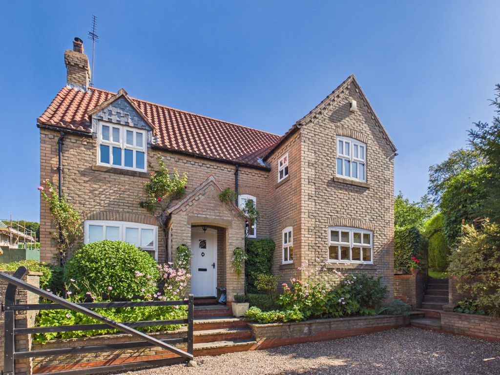 Property photo 1 of 30 5555140