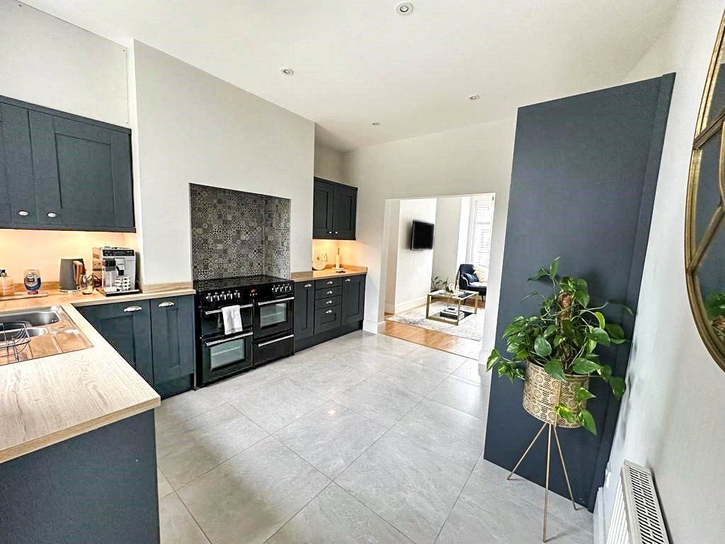 Property photo 2 of 19 Picture No. 06