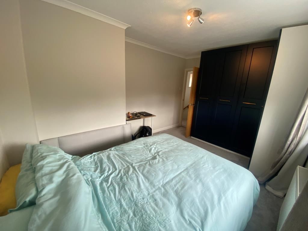 Property photo 2 of 16 Bedroom