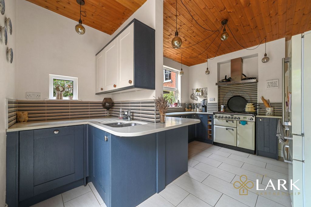 Property photo 3 of 19 Pt-Lark-210Cauldwellhallrd-24