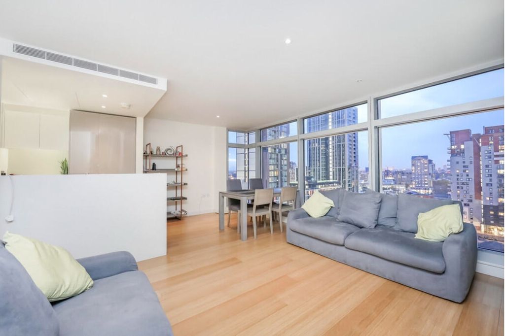 Property photo 1 of 5