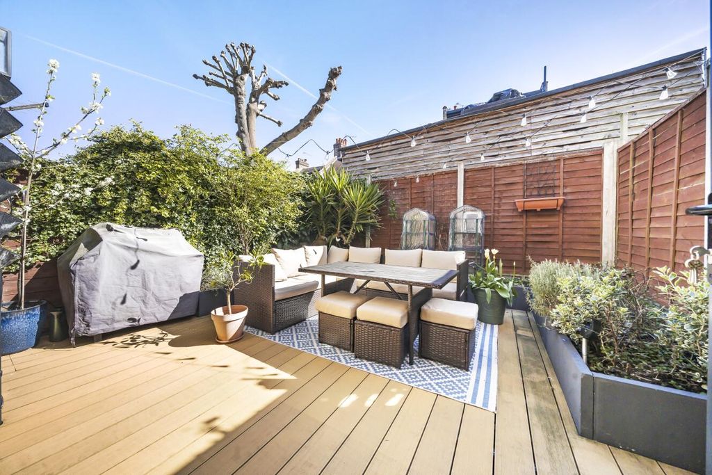 Property photo 3 of 10 Picture 3