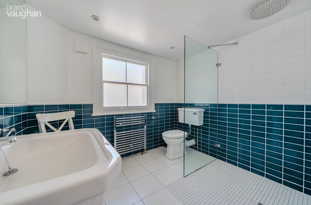 Property photo 3 of 13 Shower Room