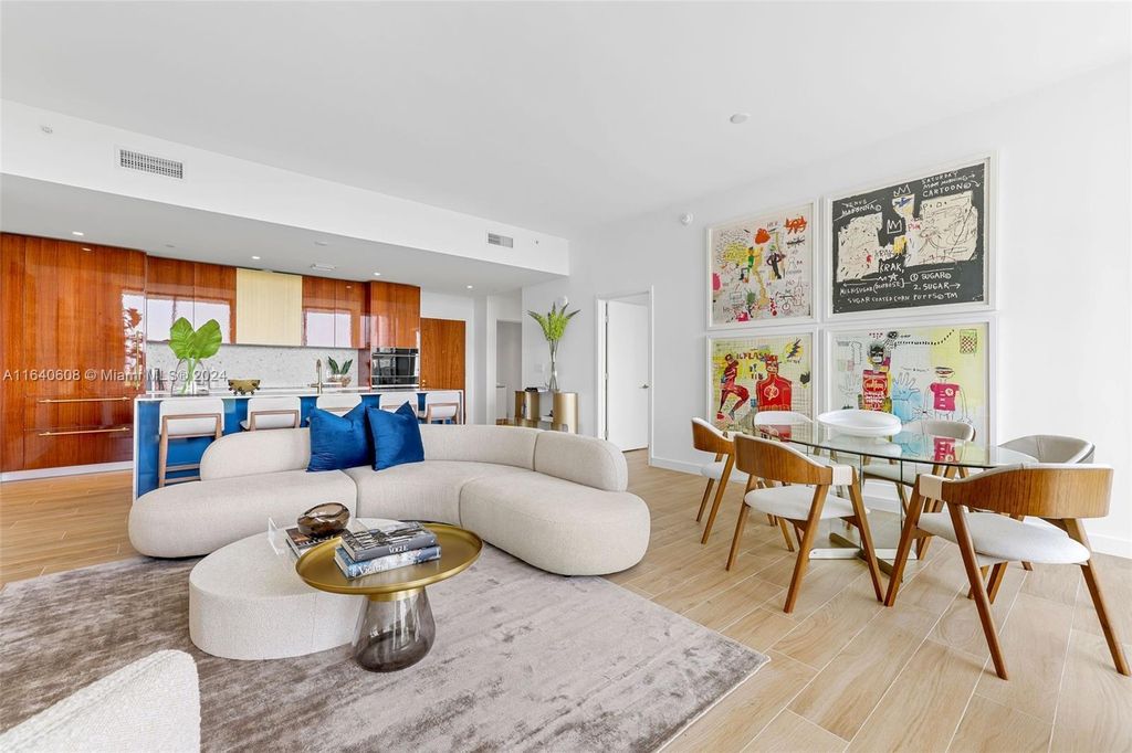 Property photo 1 of 5 <Alttext/>