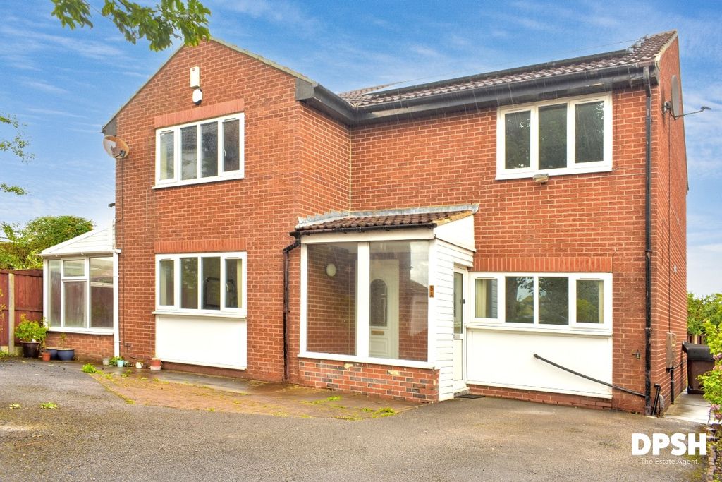 Property photo 1 of 28
