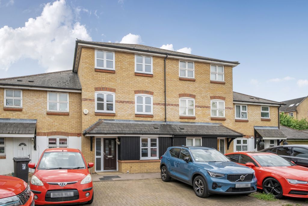 Property photo 1 of 15 1-69Fca8A21B412-1455287-12-69Fc613dc8d26-1