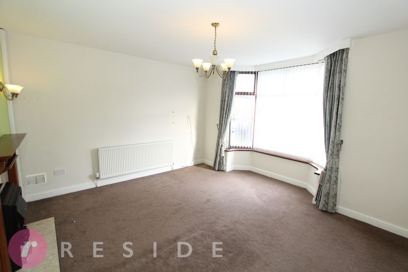 Property photo 2 of 9 Lounge