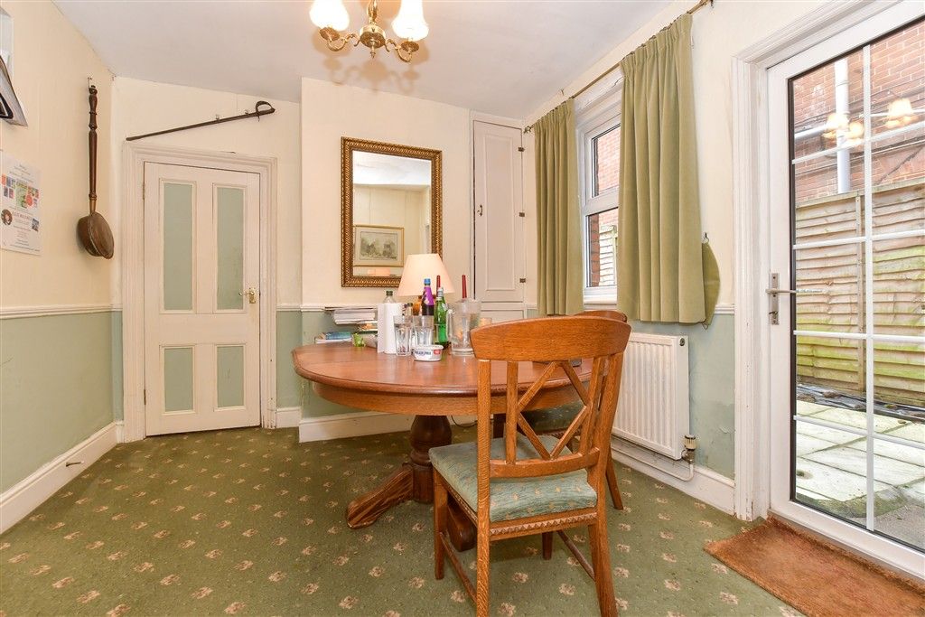 Property photo 3 of 13 Breakfast Room