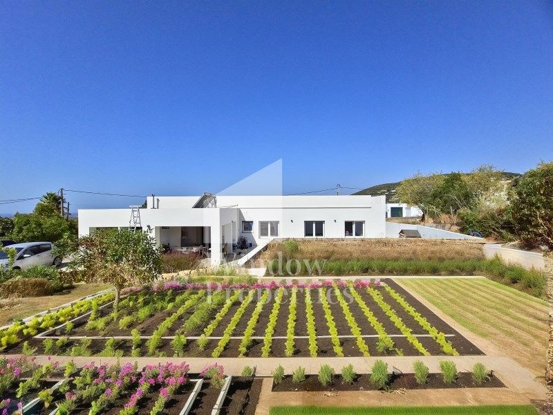 Property photo 3 of 27