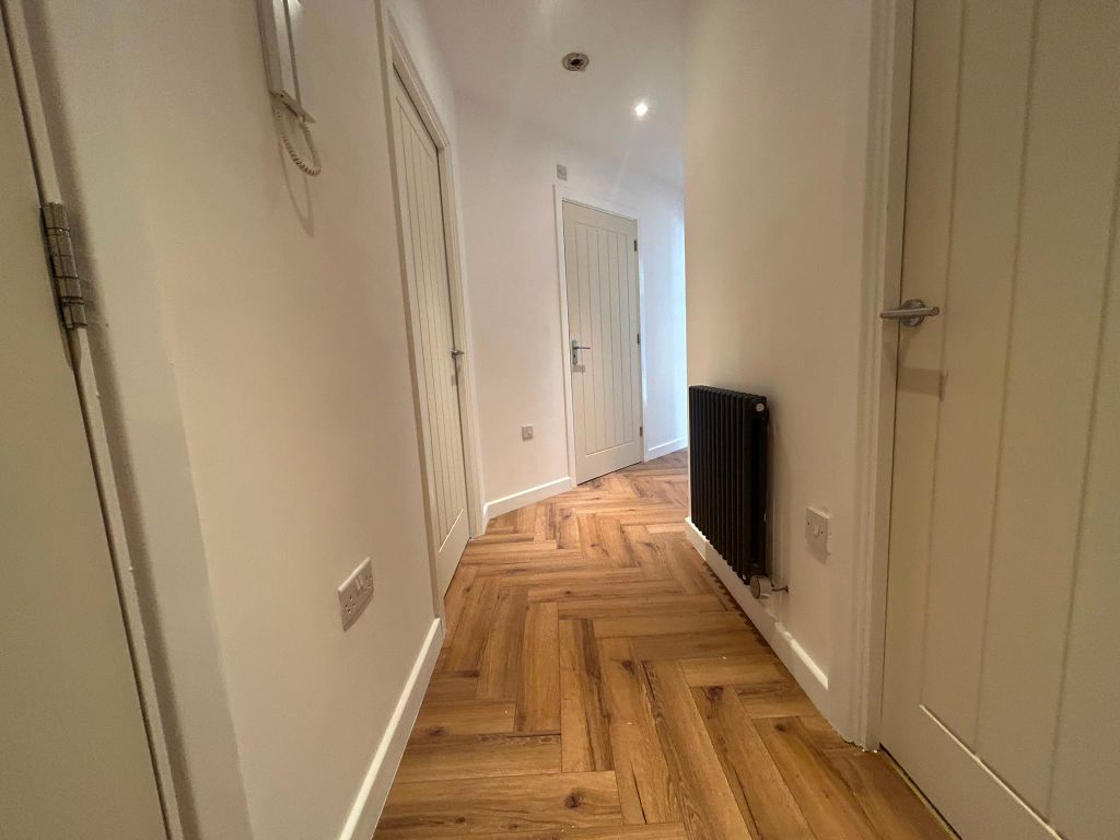 Property photo 3 of 6 Hallway