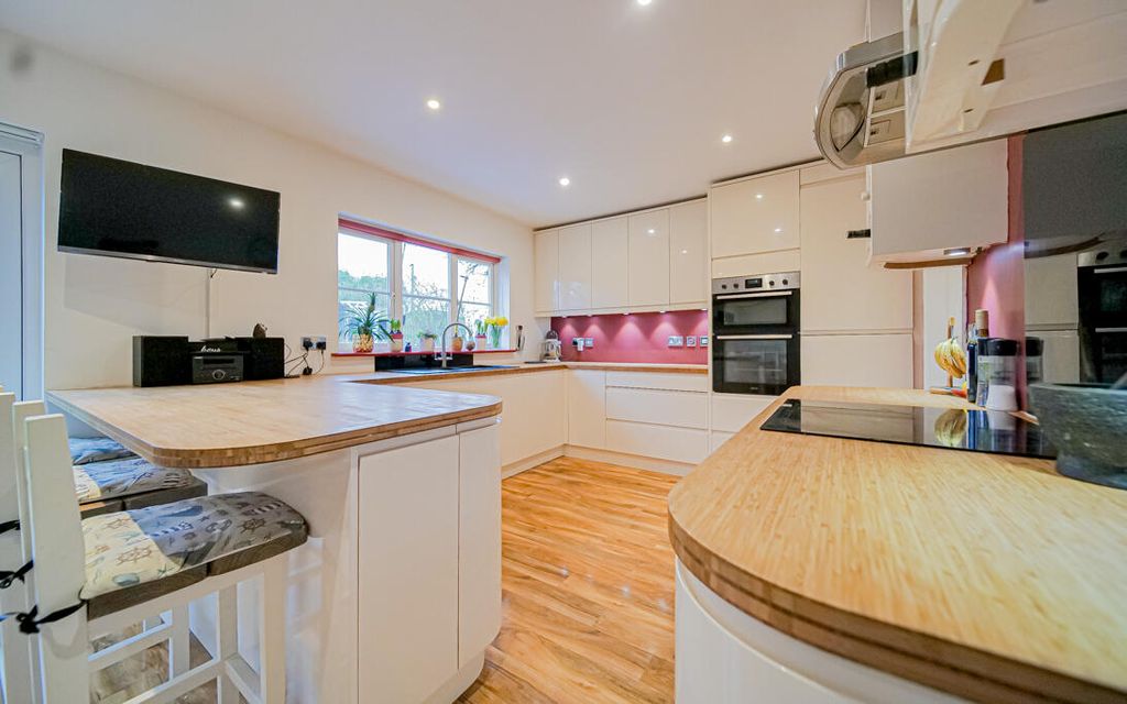 Property photo 2 of 30 P1067802.Jpg