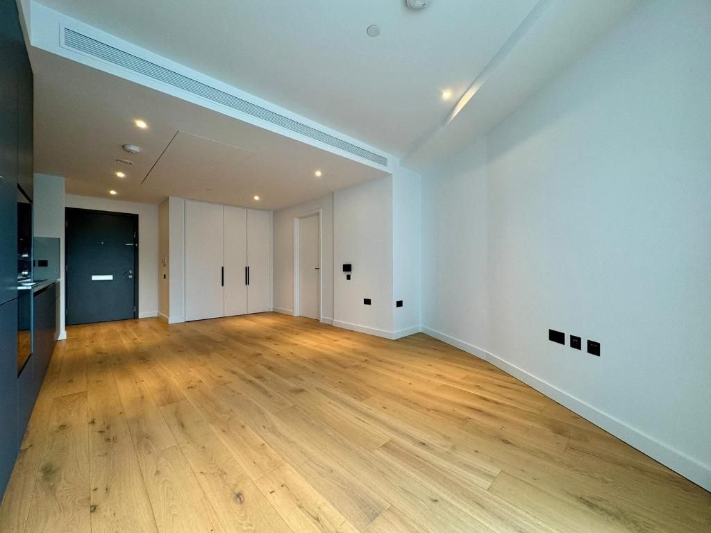 Property photo 3 of 16 Photo 3