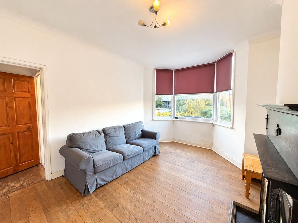 Property photo 3 of 8 Picture No. 16