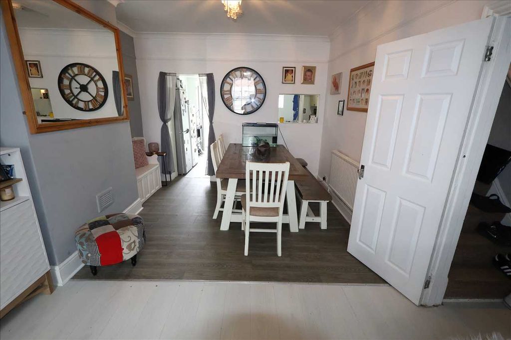 Property photo 2 of 12 Lounge/Dining Room