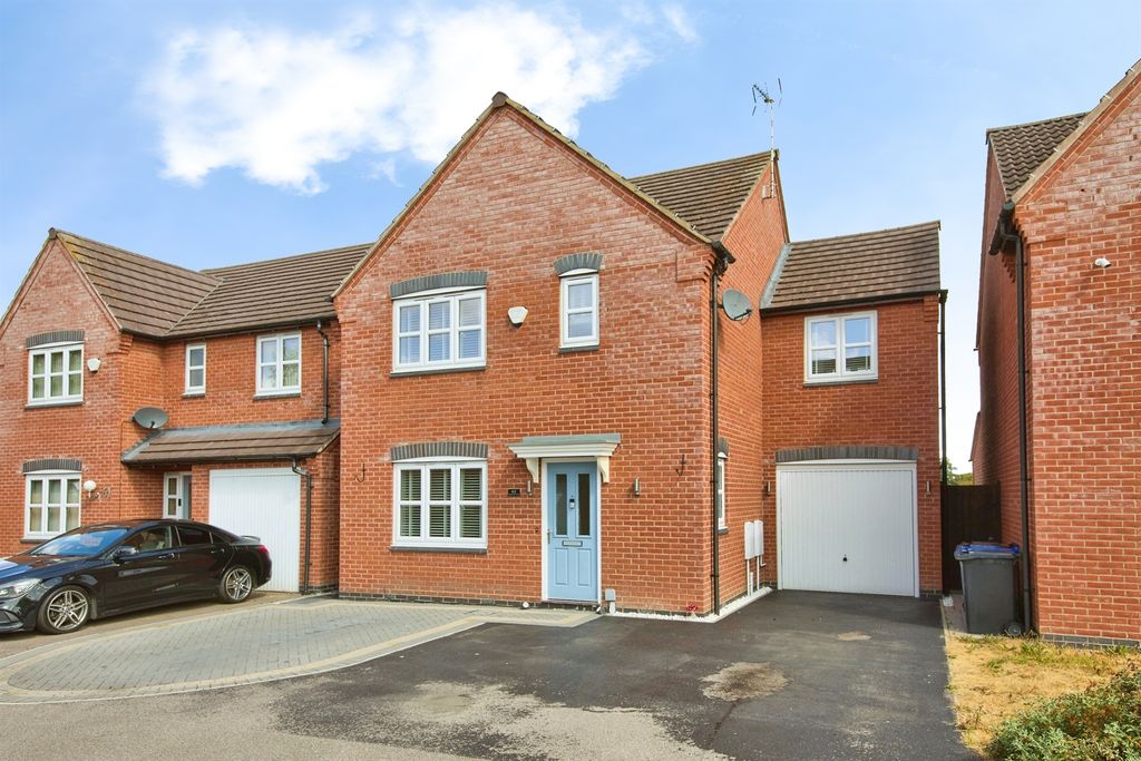 Property photo 1 of 31