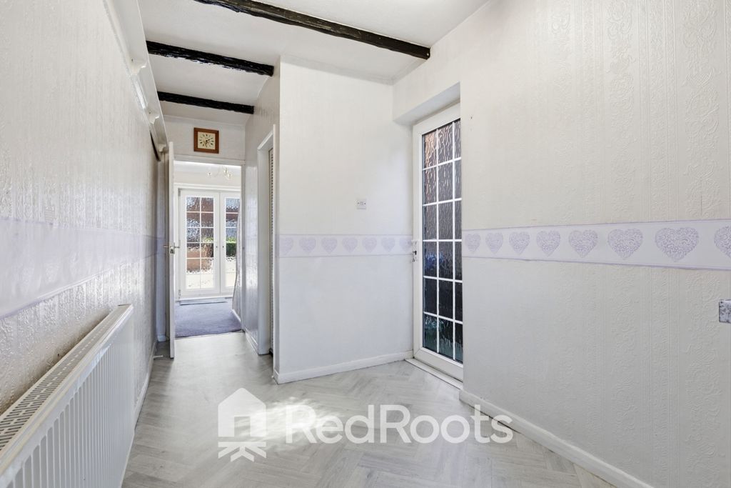 Property photo 2 of 21 4960072