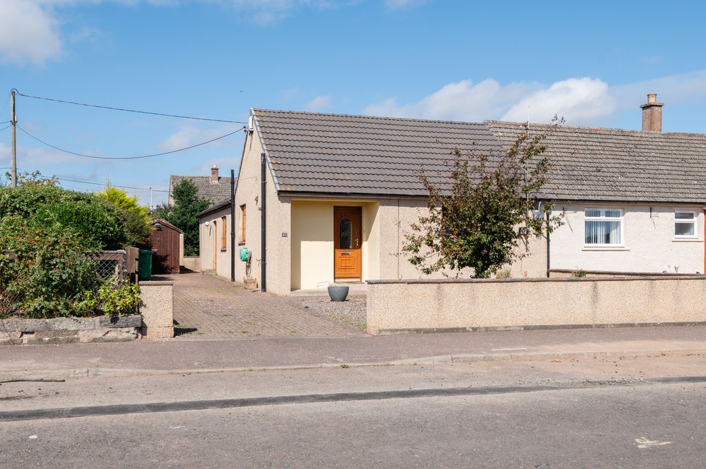 Property photo 1 of 26