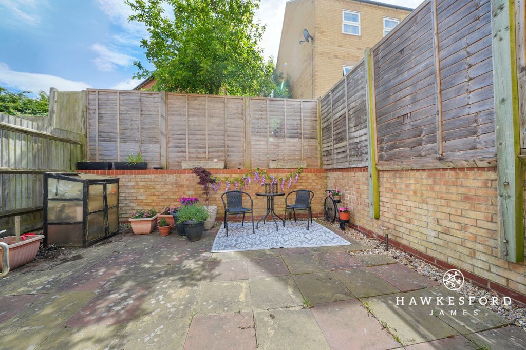 Property photo 2 of 10 Monarch Drive, Sittingbourne - Garden