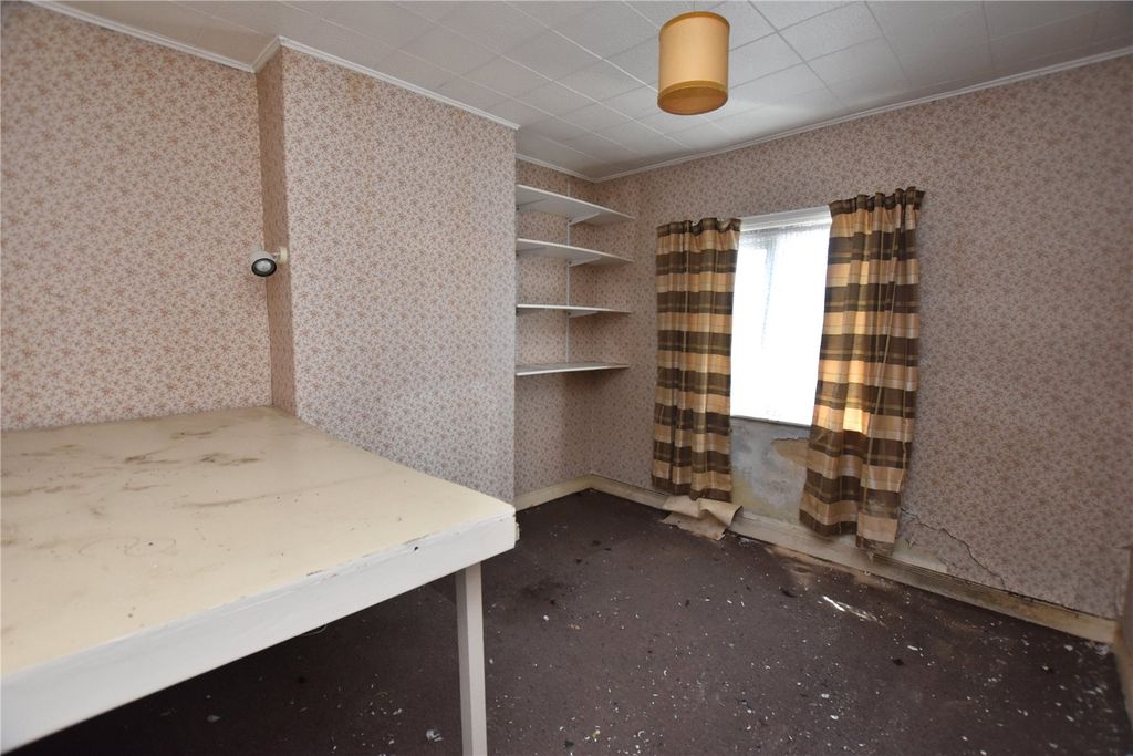Property photo 3 of 12 Picture No. 02