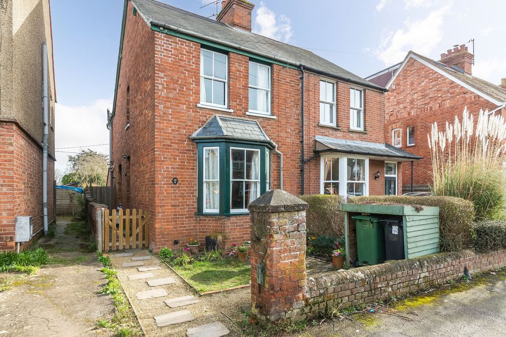 Property photo 1 of 22