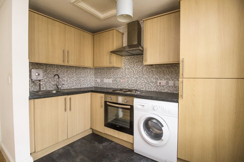 Property photo 3 of 7 Photo 7