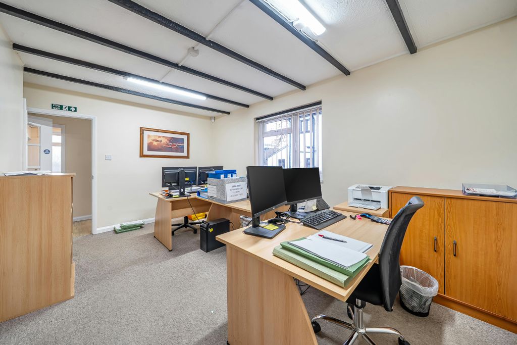 Property photo 2 of 16 13821839693067883d162.Jpg