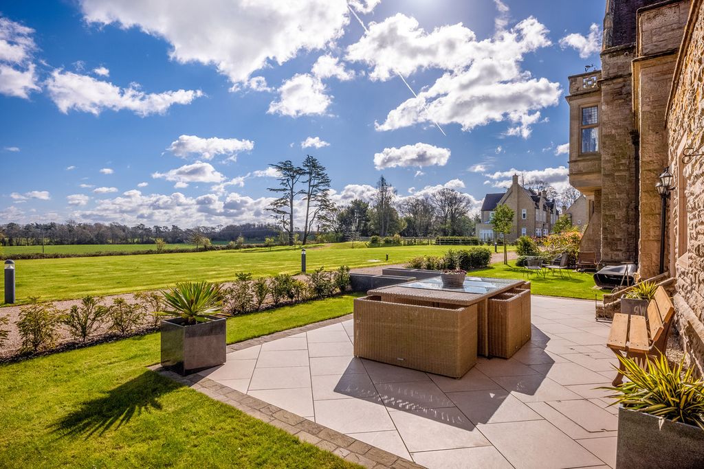 Additional image 26 of 2 bed flat for saleBirmingham Road Hatton Warwick, Warwickshire CV35