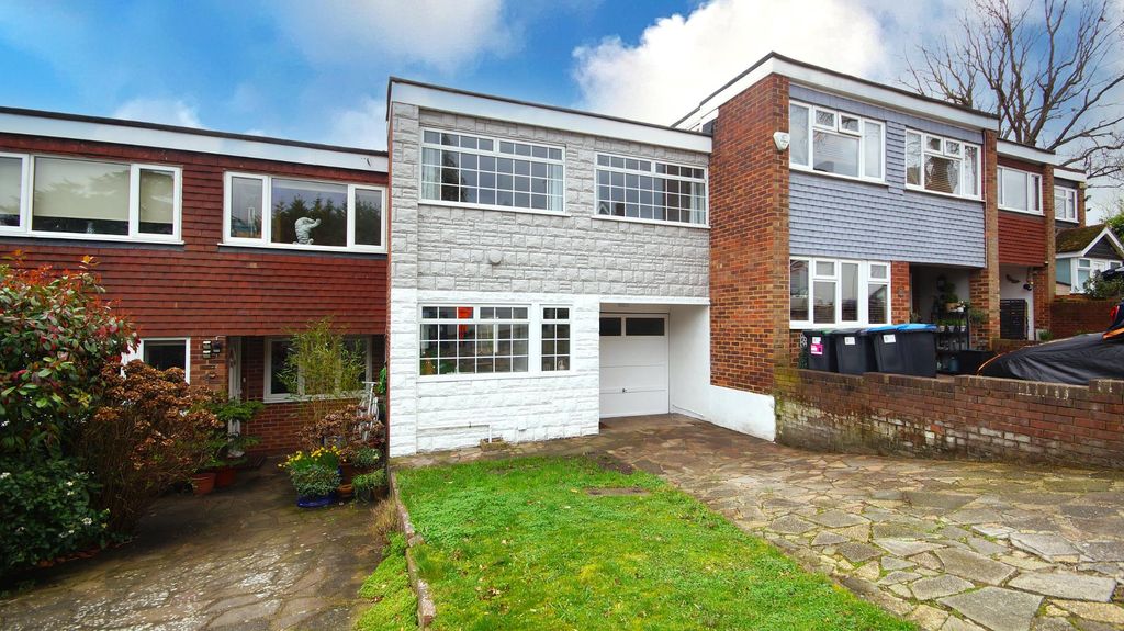 Property photo 1 of 19