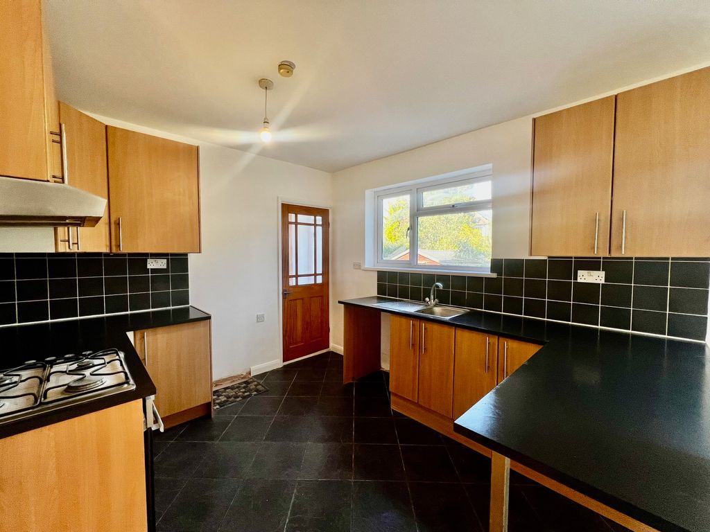 Property photo 2 of 15 Image