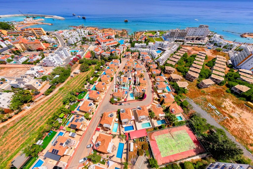 Property photo 2 of 48