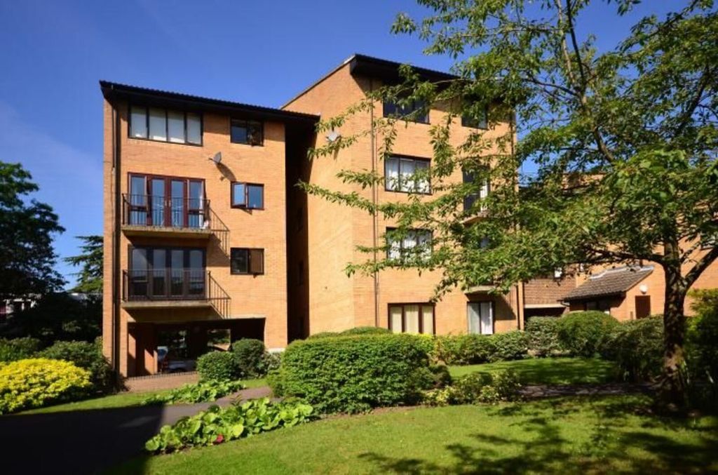 Property photo 1 of 8