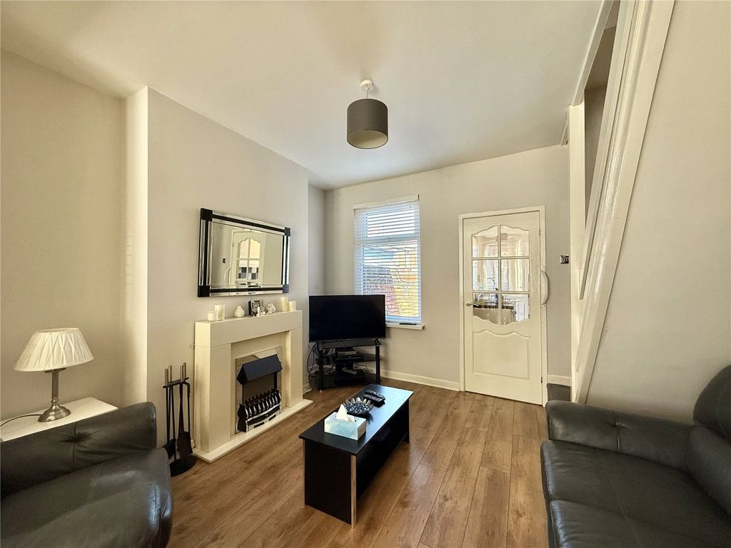 Property photo 3 of 10 Picture No. 05
