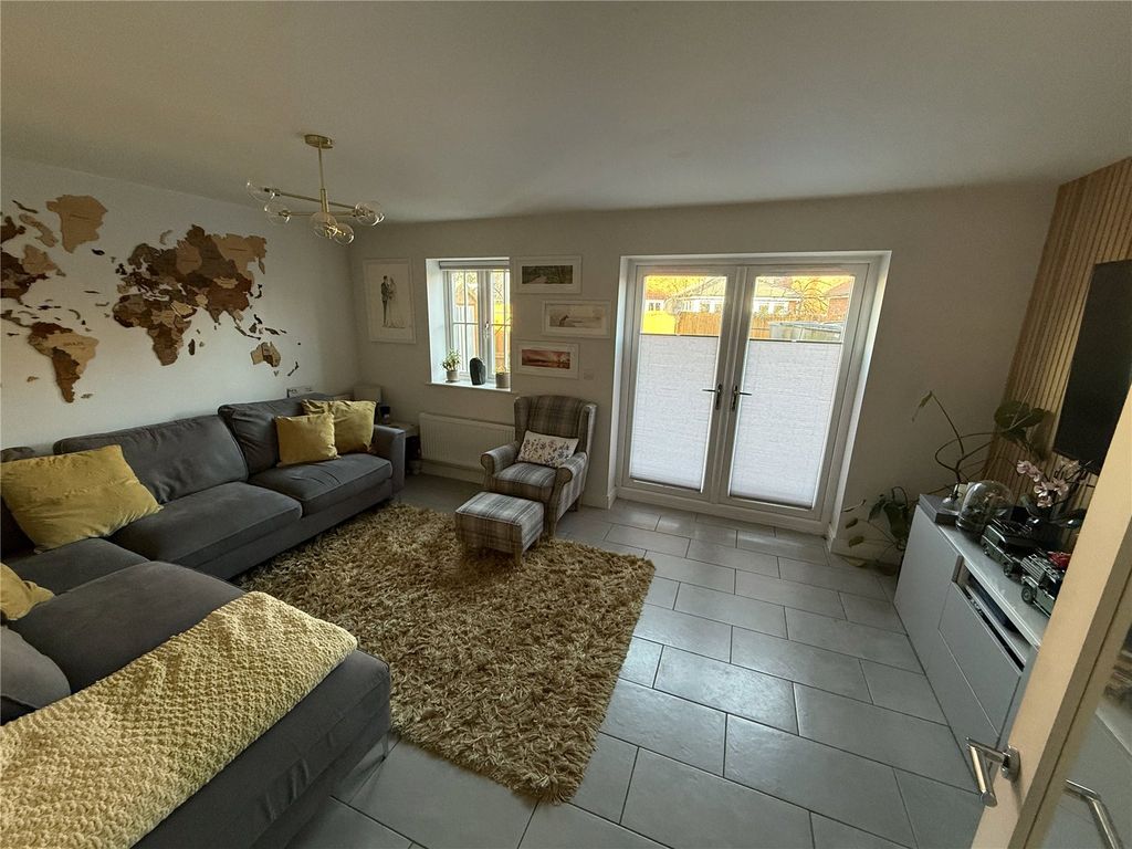 Property photo 2 of 7 Picture No. 03