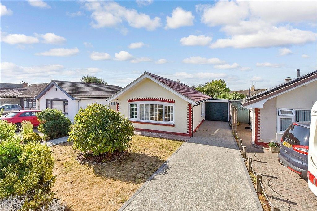Property photo 1 of 10 Front(Web)